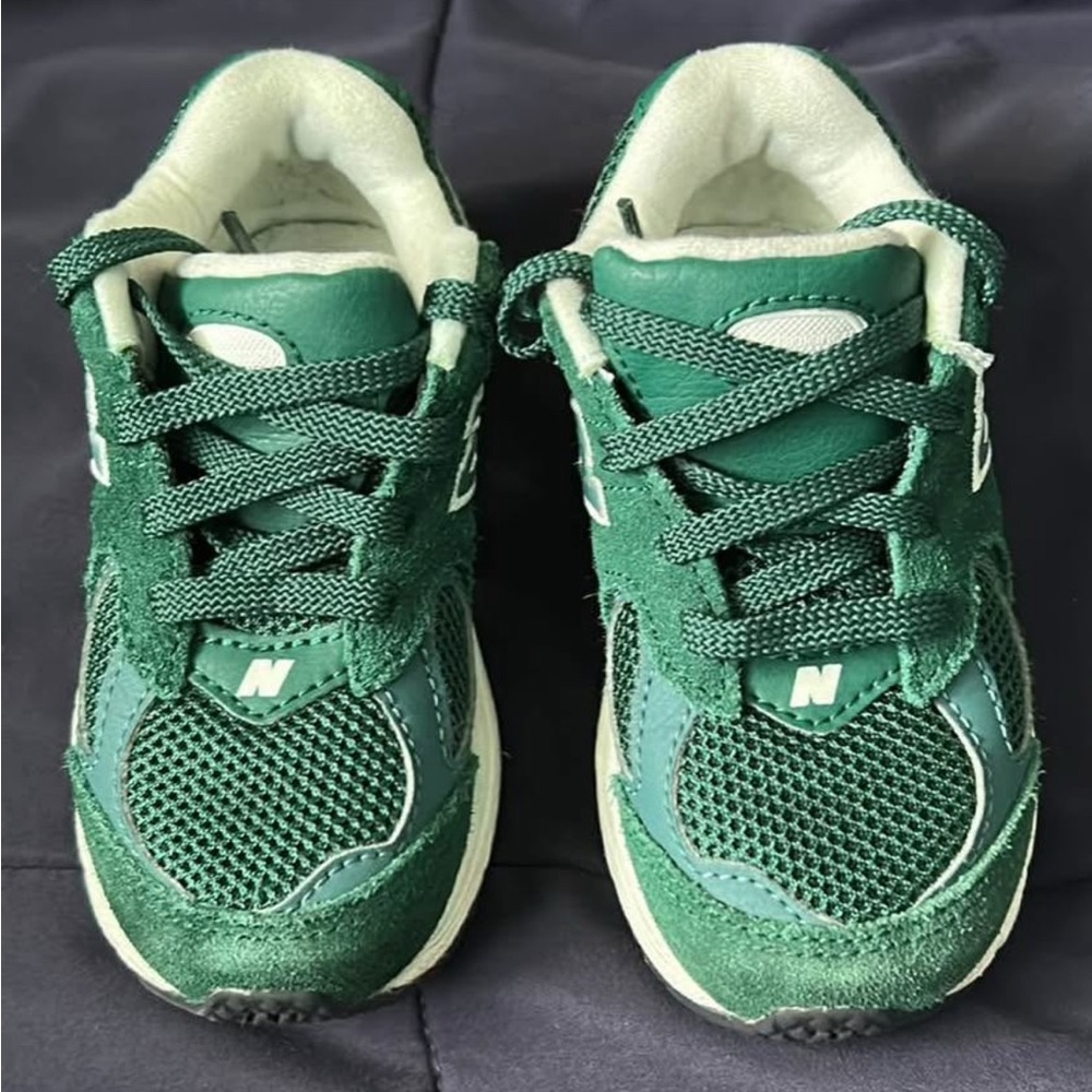 New Balance Kids Shoes - Green and White